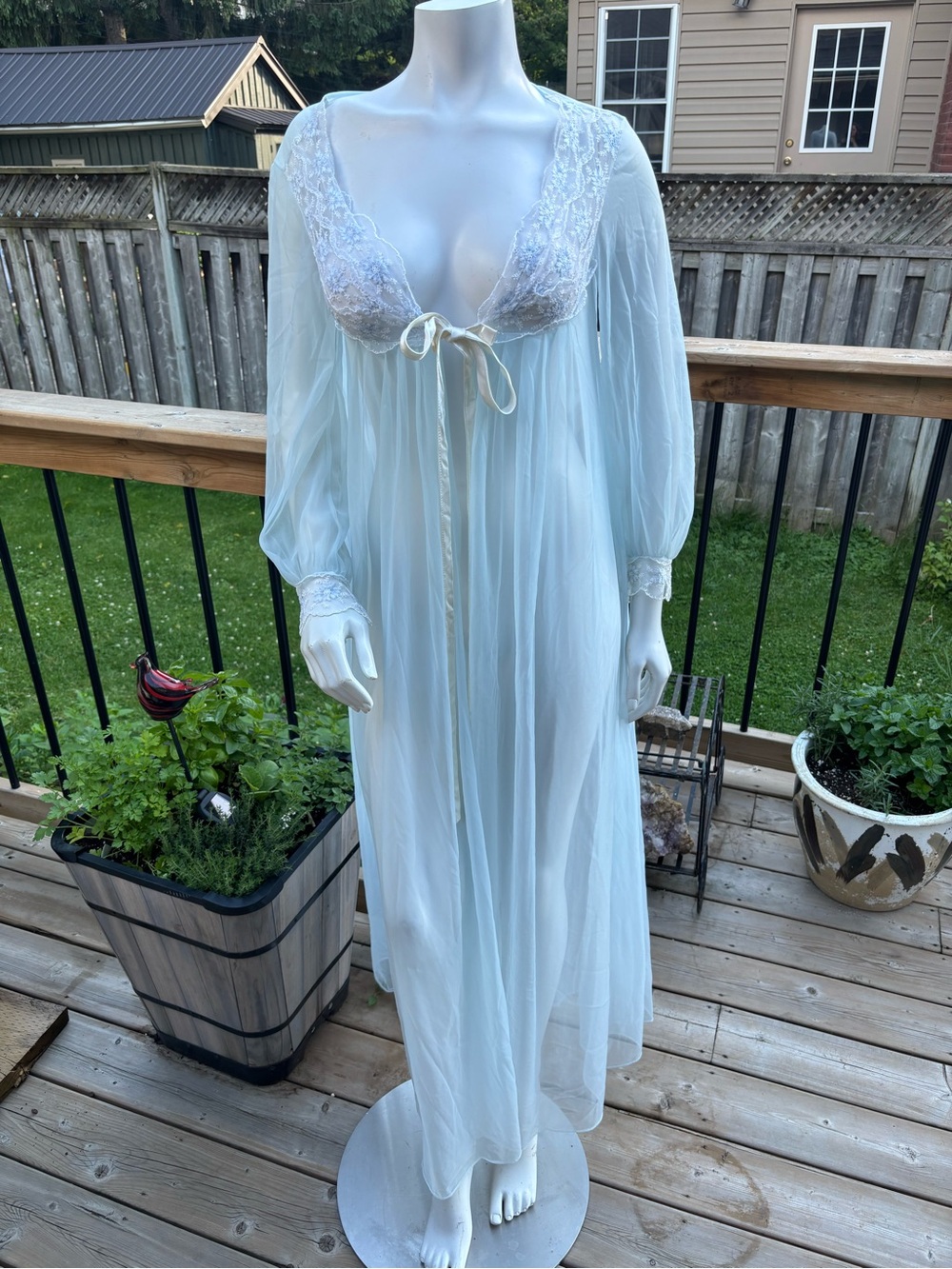 ✨ Rare Vintage 1960s Claire Haddad Peignoir Robe ✨